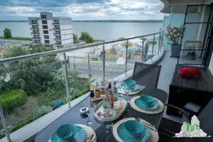 Apartament 2 camere, 50m de plaja , mobilat utilat,lux, modern, 76.5mp, toate utilitatile view Fabul