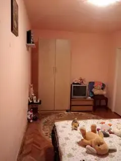 Vind apartament 2 camere - imagine 4 Vind apartament 2 camere - imagine 4