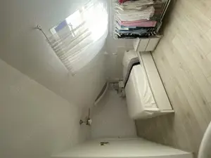 Casă înșiruită de vânzare   4 camere, grădină, complet mobilată   Giroc (zona Calea Urseni), 98 mp u - imagine 6