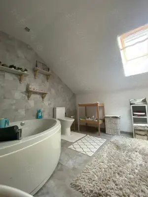 Casă înșiruită de vânzare   4 camere, grădină, complet mobilată   Giroc (zona Calea Urseni), 98 mp u - imagine 12