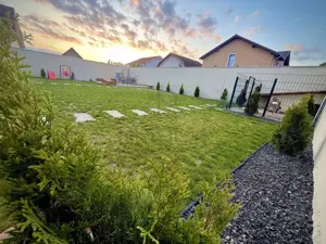 Sacalaz - 5 camere- mobilata si utilata- garaj -iluminat stradal - imagine 7