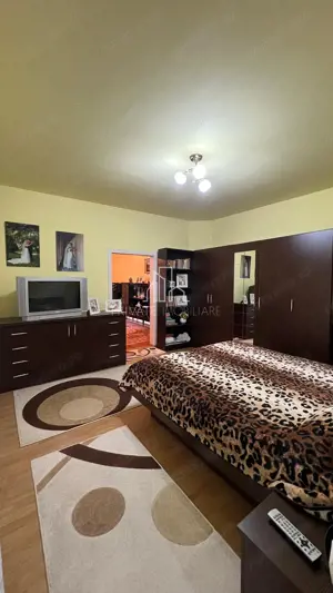 Casa cu Teren 5 000 Mp De Vanzare, Sat Voiniceni - imagine 7