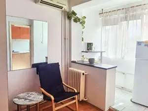 Titan -garsoniera  Metrou Costin Georgian