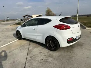 Kia Pro'Ceed Coupe - imagine 3 Kia Pro'Ceed Coupe - imagine 3