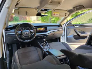 Skoda Octavia 2022 Diesel 2.0 TDI Limuzina Full LED R18 ACC LKA unic proprietar - imagine 10