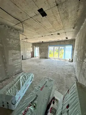 Apartament cu 4 camere in bloc cu piscina din cartierul Europa - imagine 5 Apartament cu 4 camere in bloc cu piscina din cartierul Europa - imagine 5