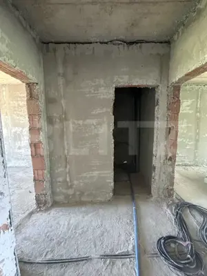 Apartament cu 4 camere in bloc cu piscina din cartierul Europa - imagine 9 Apartament cu 4 camere in bloc cu piscina din cartierul Europa - imagine 9