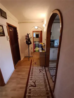 VEZI VIDEO! 3 camere, etaj 2, Decmandat, cu imbunatatiri, Calarasi IV - imagine 8