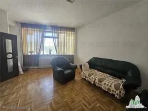 CASA 6 CAMERE ZONA STADION COSTANTA