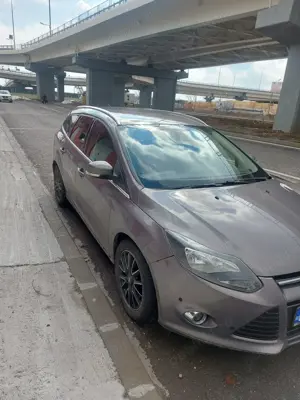 Ford Focum mk3 - imagine 6