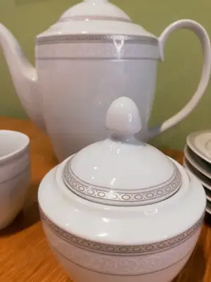 Serviciu de cafea - ceai, 6 persoane, portelan Iris - imagine 4