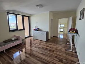 Proprietar inchiriez casa in Sacalaz - imagine 4