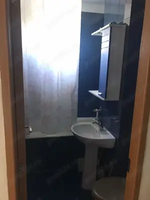 Vand aparatament 2 camere decomandat - imagine 5