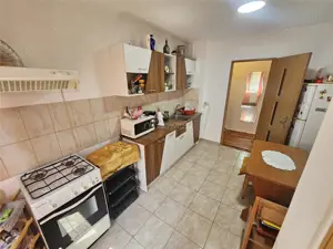 Resita, 3 Cam. Dec., Mobilat+Utilat, Parter Inalt, Micro 4 - imagine 12