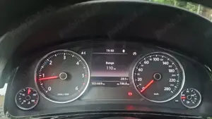 De vanzare VW Touareg BlueMotion 3.0 V6 TDI - imagine 7 De vanzare VW Touareg BlueMotion 3.0 V6 TDI - imagine 7