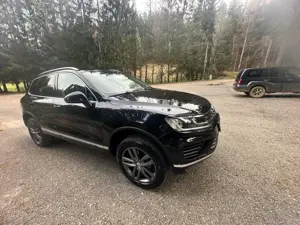 De vanzare VW Touareg BlueMotion 3.0 V6 TDI - imagine 2 De vanzare VW Touareg BlueMotion 3.0 V6 TDI - imagine 2