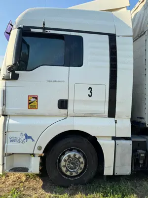 Vând ansamblu MAN TGX + Remorcă Schimtz  - imagine 4