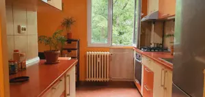 Apt.3 camere decomandat, et.2 4, bloc anvelopat, zona verde si linistita, Valea Ialomitei - imagine 3