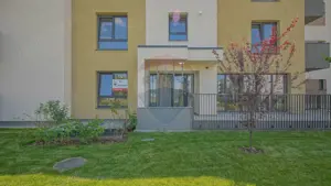 Spațiu comercial premium de inchiriat în Brașov, Zona Tractorul - imagine 12