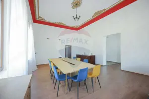 Spațiu Comercial + Birouri de Închiriat – 235 mp – Ultracentral - imagine 9