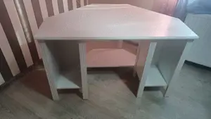 Birou alb pe colt 450 lei