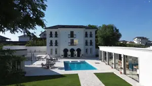 Vila superba cu Piscina! De Vanzare! 0727817187 - imagine 9 Vila superba cu Piscina! De Vanzare! 0727817187 - imagine 9