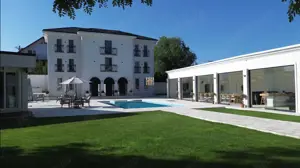 Vila superba cu Piscina! De Vanzare! 0727817187 - imagine 3 Vila superba cu Piscina! De Vanzare! 0727817187 - imagine 3