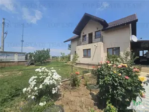 Vila 5 camere regie proprie cu gradina garaj in Bacu (Joita)