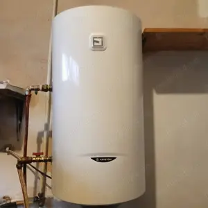 Vand boiler Ariston 100 L