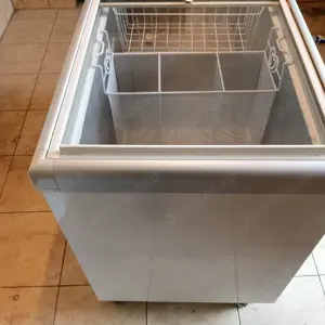 Vând lada frigorifica cu vitrina potrivită pentru magazin alimentar - imagine 5