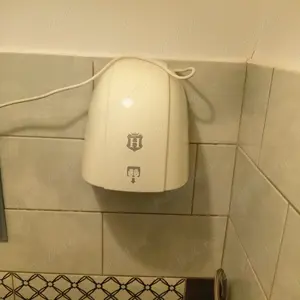 Vand uscatoare de maini