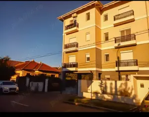 De vanzare apartament cu 2 camere plus pod locuibil si amenajat