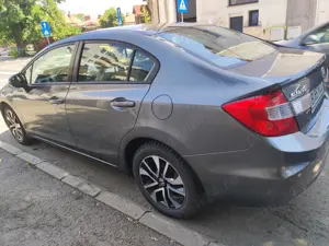 Vând Honda Civic - imagine 6
