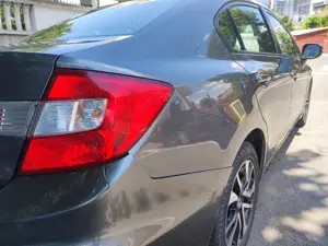 Vând Honda Civic - imagine 8