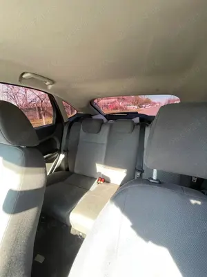 Ford Focus MK II 1.6 Benzina + GPL - imagine 4