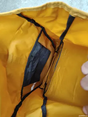 2 rucsacuri mici  si un rucsac pentru drumeții 