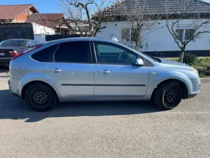 Ford Focus MK II 1.6 Benzina + GPL - imagine 8