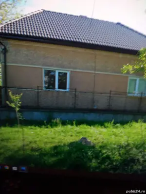 Vând urgent casă in comuna Seleuș.Pret.80000 euro Negociabil  - imagine 9