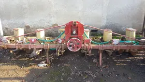 Vand prasitoare si semanatoare de porumb, fl. soarelui - imagine 3 Vand prasitoare si semanatoare de porumb, fl. soarelui - imagine 3