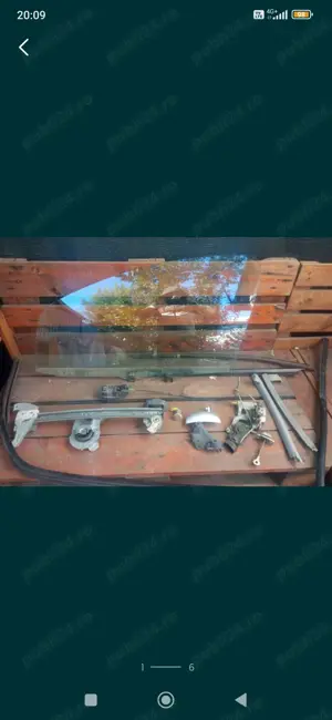 Geam, macara, broască stânga față Citroen C1, Peugeot 107 , Toyota Aygo