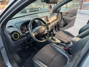 Vând Hyundai Kona 4x4- 12.2019 - imagine 6