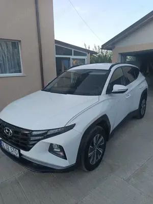 Vind Hyundai tucson full hybrid , 230cp , cutie automata 6AT 4x4 - imagine 2