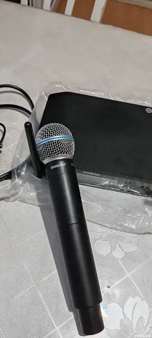 Vand microfon Shure Glxd4 nou