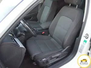 VW Passat Sportline 2.0 TDI DSG Camera, ACC, iQ Drive - imagine 8