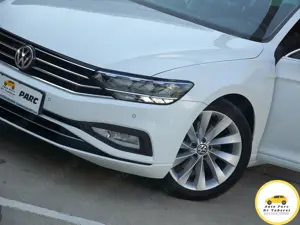 VW Passat Sportline 2.0 TDI DSG Camera, ACC, iQ Drive - imagine 3