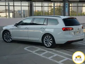 VW Passat Sportline 2.0 TDI DSG Camera, ACC, iQ Drive - imagine 4