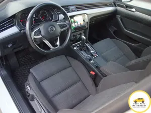 VW Passat Sportline 2.0 TDI DSG Camera, ACC, iQ Drive - imagine 10