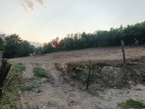 Oportunitate de investiție - Teren de vânzare  - imagine 2