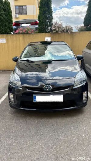 Toyota Prius 3
