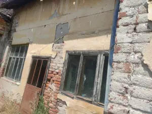 Teren 3100 mp de vanzare + casa veche an 1922 sat Chesinti, jud Arad - imagine 5